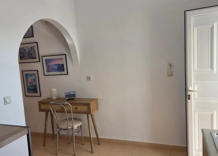 Corafili Holiday Suites